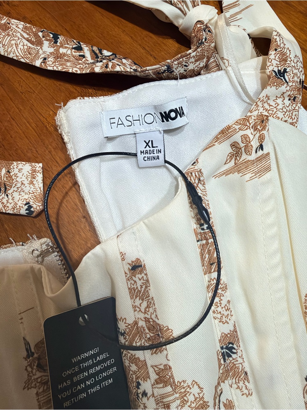 Fashion Nova Cream and Brown Scenic Print Corset - Picture 4 of 5